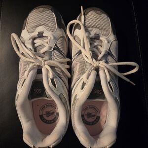 New Balance White and Pink Athletic Shoes